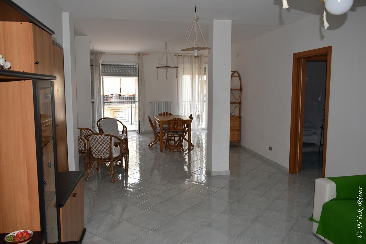 Vacation House A Mola Di Bari Apartment ภายนอก รูปภาพ