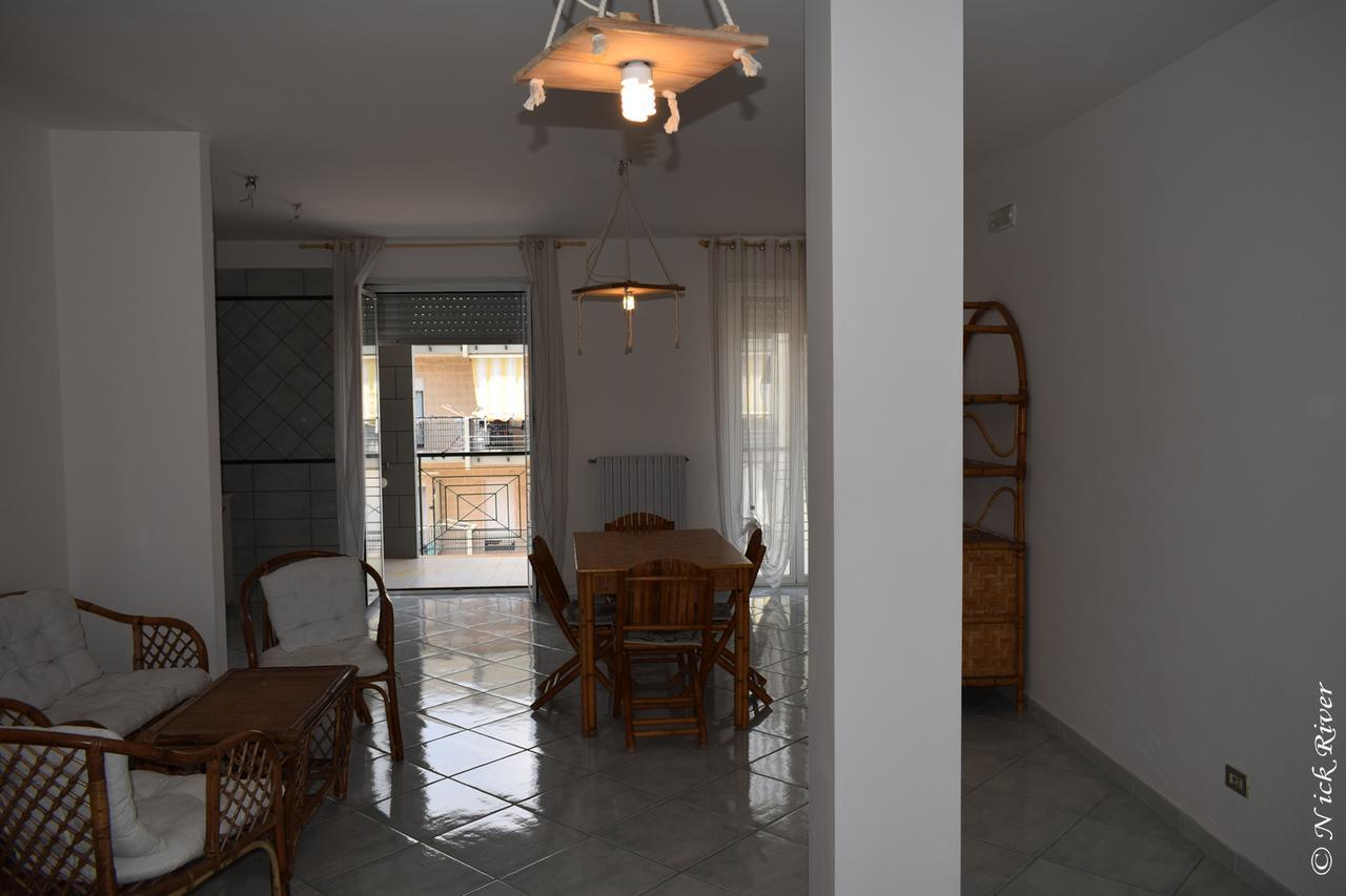 Vacation House A Mola Di Bari Apartment ภายนอก รูปภาพ